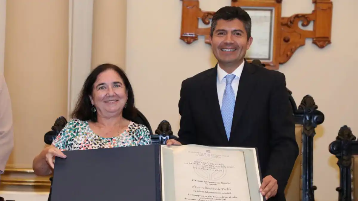 Ayuntamiento de Puebla reconoce el valor histórico del Archivo de Indias