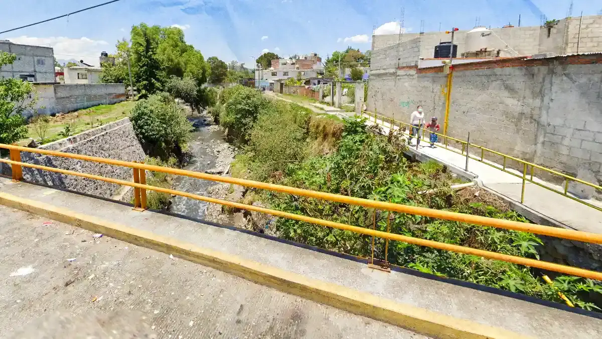 Puente de colonia Gregorio Ramos en Puebla, está a punto de colapsar