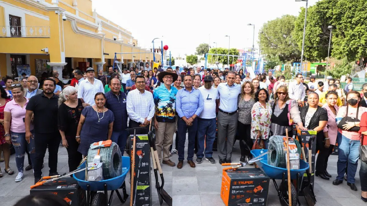 Entrega Mundo Tlatehui herramientas y juegos infantiles a 59 fraccionamientos del municipio