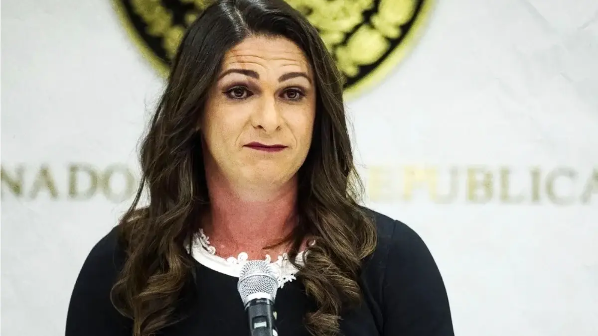 Ana Gabriela Guevara llama mentirosas a medallistas de natación artística.