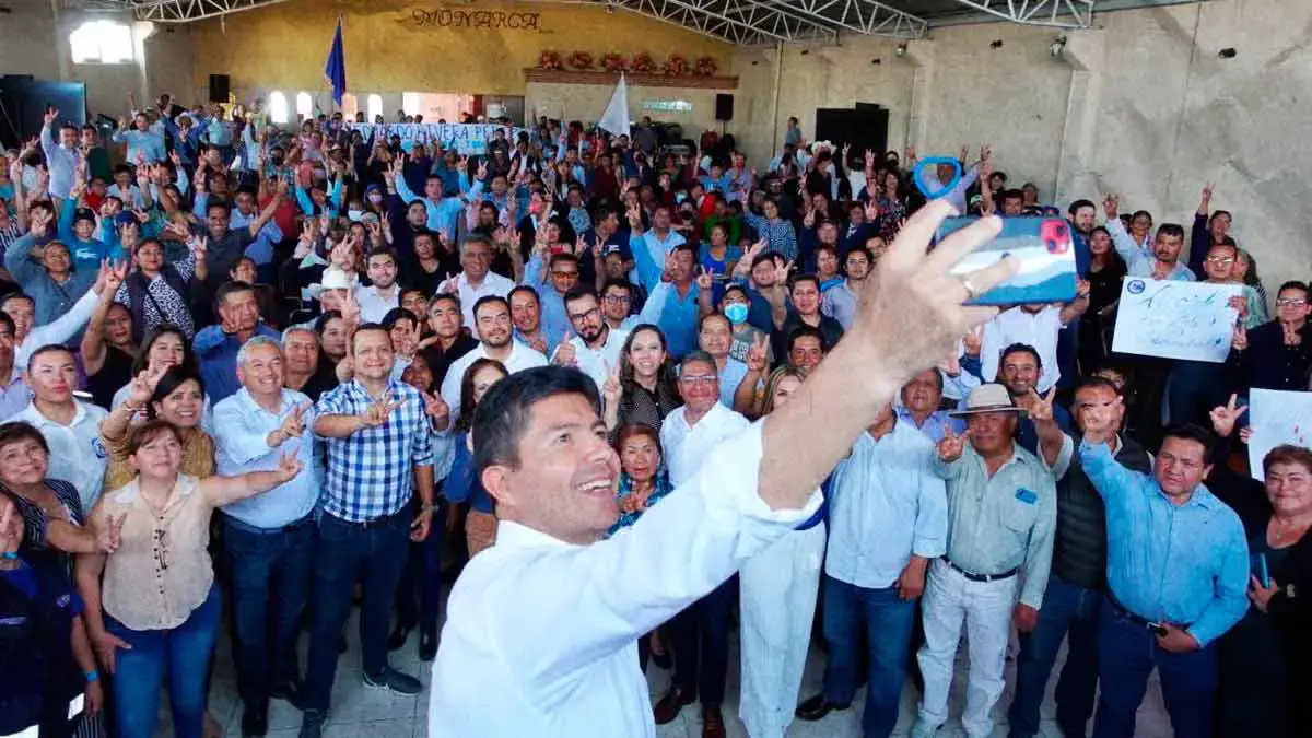 Respaldado por exgobernadores, así fueron los recorridos por Puebla en abril de Eduardo Rivera