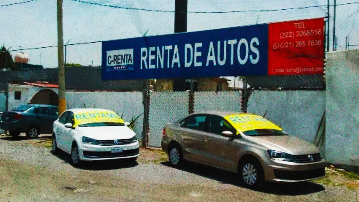 Asaltan negocio de renta de autos en Santa Cruz Buenavista; se llevan varios vehículos