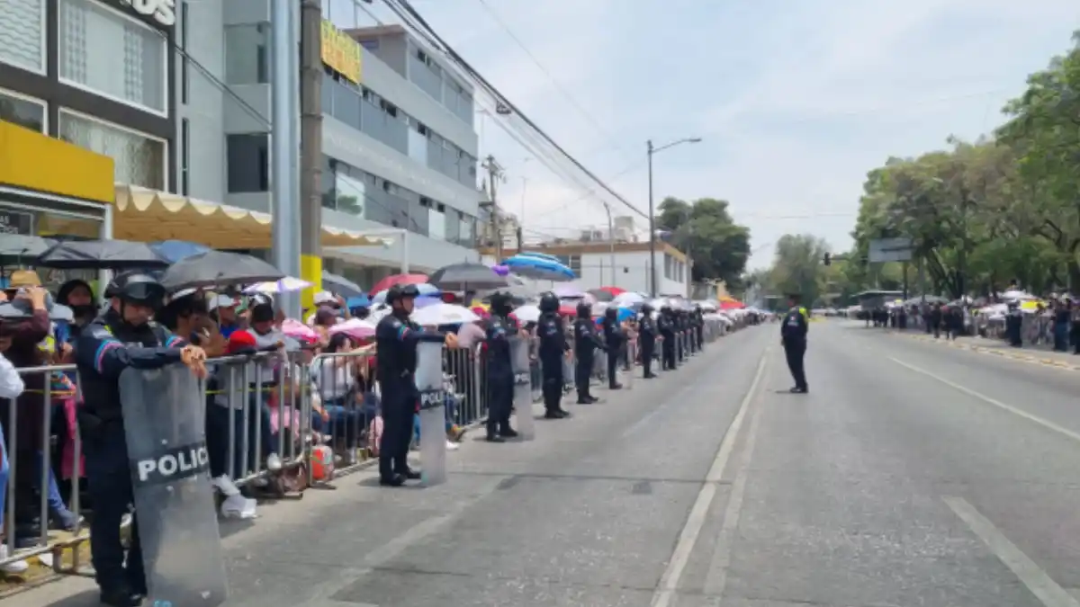 Reporta Ayuntamiento de Puebla que el Desfile del 5 de Mayo se efectuó en orden y seguridad