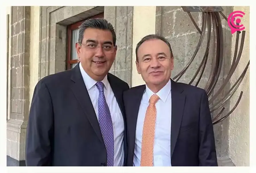 Sergio Salomón Céspedes asiste a reunión con AMLO en Palacio Nacional.