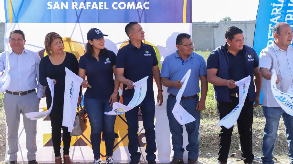 Arranca Mundo Tlatehui adoquinamiento en la calle Emiliano Zapata de San Rafael Comac