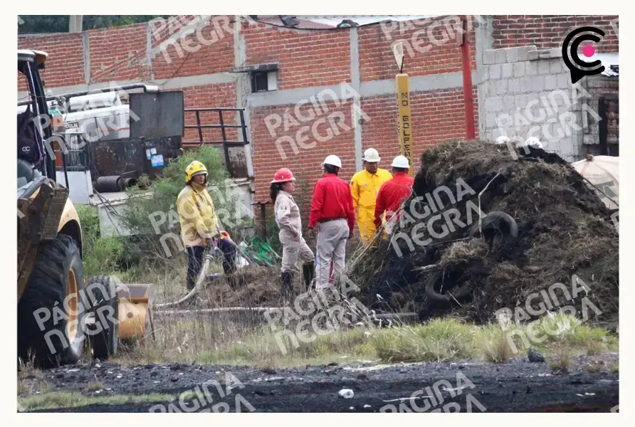 Huachicoleros de Puebla provocan una fuga de petróleo en Coronango
