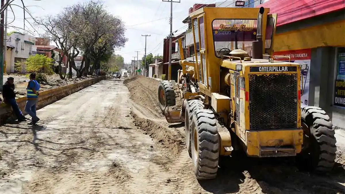 Ayuntamiento de Puebla acumula más de 3 mil solicitudes de pavimentación de calles.