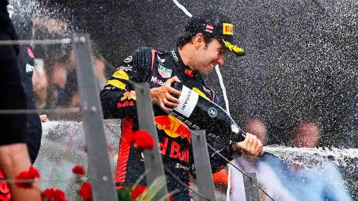 “Checo” Pérez consigue el tercer lugar en el Gran Premio de Austria.